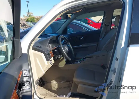 2010 Mercedes-Benz Glk 350 z USA, uszkodzony, nr VIN WDCGG5GB8AF430656